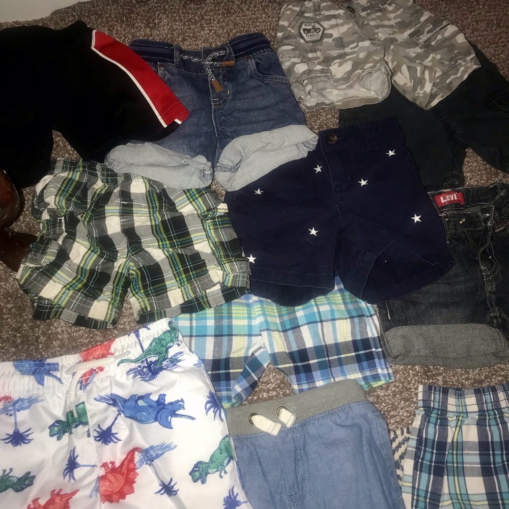 21 pairs of toddler shorts